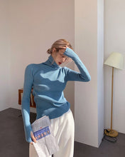 Load image into Gallery viewer, Sandra Ribbed Turtleneck Sweater
