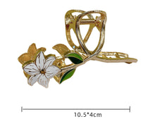 Load image into Gallery viewer, Pretty Flower Metal Hair Claw Clip
