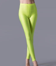 Load image into Gallery viewer, Solid Colour Shiny Leggings
