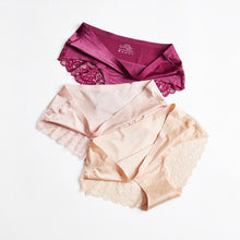 Load image into Gallery viewer, Seamless Boyleg Lacey Underwear
